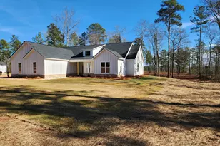606 Dean Patrick, Locust Grove, GA 30248 - Photo 2