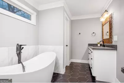 1375 Miller Reed Avenue SE, Atlanta, GA 30315 - Photo 18