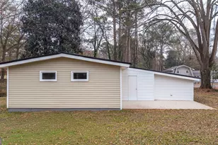 208 Richards St, Carrollton, GA 30117 - Photo 4