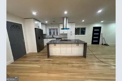 42 W Belle Isle Road, Sandy Springs, GA 30342 - Photo 6