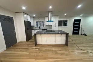 42 W Belle Isle Rd, Sandy Springs, GA 30342 - Photo 6