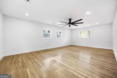 42 W Belle Isle Road, Sandy Springs, GA 30342 - Photo 16