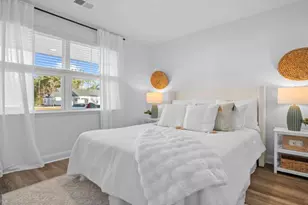 1053 Lakes Blvd, Brunswick, GA 31525 - Photo 20