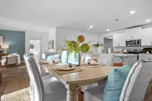 1053 Lakes Blvd, Brunswick, GA 31525 - Photo 10