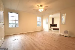 729 Harness Ct, Lithonia, GA 30058 - Photo 16