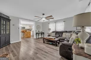 743 Vineyard Rd, Griffin, GA 30223 - Photo 4