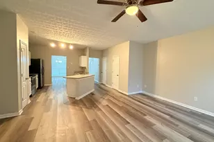 20 Pine Canyon Dr SW, Atlanta, GA 30331 - Photo 4