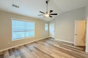 20 Pine Canyon Dr SW, Atlanta, GA 30331 - Photo 10