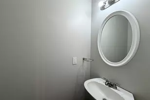 20 Pine Canyon Dr SW, Atlanta, GA 30331 - Photo 8