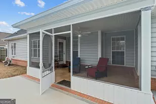 203 Lovorn Cir, Warner Robins, GA 31088 - Photo 40