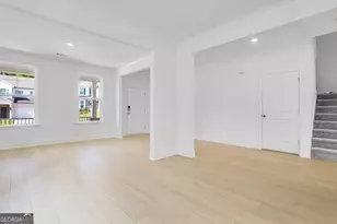 3979 Alderstone Dr, Flowery Branch, GA 30542 - Photo 4