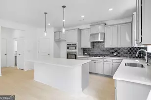 4046 Alderstone Dr, Flowery Branch, GA 30542 - Photo 4