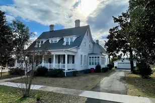 302 W 7th St, Louisville, GA 30434 - Photo 2