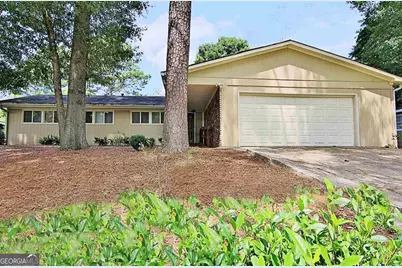 118 Scatterfoot Drive, Peachtree City, GA 30269 - Photo 1