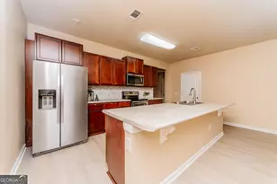 208 Flowing Meadows Dr, Kathleen, GA 31047 - Photo 12