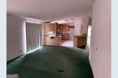 415 McIntosh Trail, Senoia, GA 30276 - Photo 2