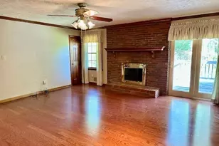 183 Busbin Rd, Fayetteville, GA 30215 - Photo 6