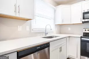 115 Shelia Dr, Warner Robins, GA 31088 - Photo 12