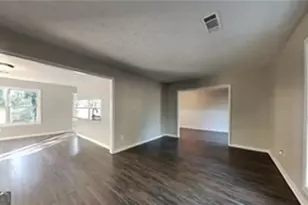 5734 Taffeta Ct, Lithonia, GA 30058 - Photo 14