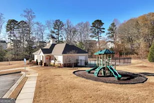 6968 Manchester Dr, Flowery Branch, GA 30542 - Photo 8