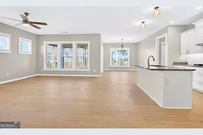 352 Elkins Place, Peachtree City, GA 30269 - Photo 8