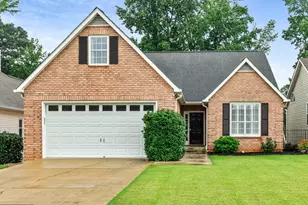 425 Fairway Ct, Newnan, GA 30265 - Photo 2