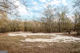 1214 Holiday S Dr, Rentz, GA 31075 - Photo 2