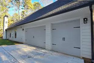 2043 Fischer Rd, Sharpsburg, GA 30277 - Photo 18