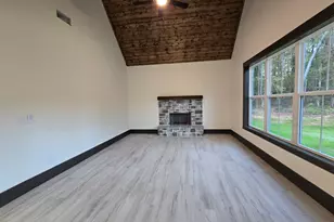 2043 Fischer Rd, Sharpsburg, GA 30277 - Photo 22