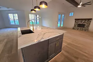 2039 Fischer Rd, Sharpsburg, GA 30277 - Photo 16