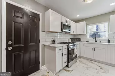 649 Brookwood Drive, Forest Park, GA 30297 - Photo 10