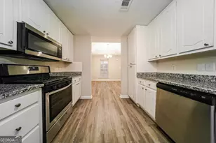 2180 Parador Bend, McDonough, GA 30253 - Photo 8