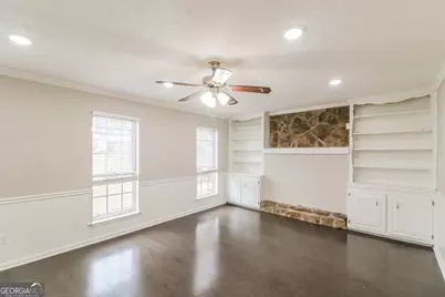 4657 Keighley Drive, Stone Mountain, GA 30083 - Photo 4