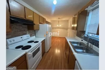 2720 Sapphire Street, South Fulton, GA 30349 - Photo 2