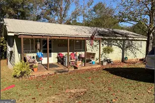 160 Macon Road NW, Mcintyre, GA 31054 - Photo 1