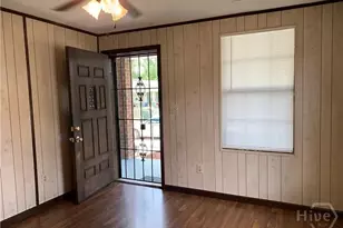 708 E 32nd St, Savannah, GA 31401 - Photo 4