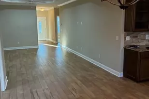 102 Miller Ct, Kingsland, GA 31548 - Photo 8