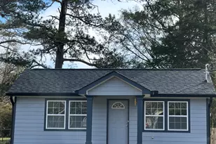 136 4th St, Griffin, GA 30223 - Photo 1