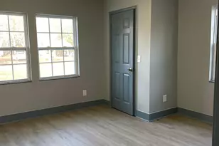 136 4th St, Griffin, GA 30223 - Photo 12