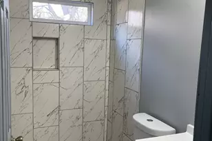 136 4th St, Griffin, GA 30223 - Photo 6