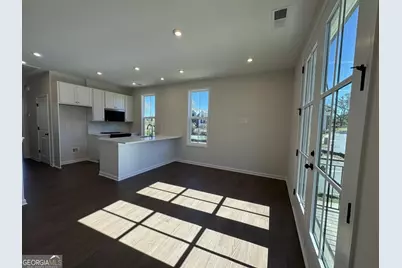 1393 Breezy Circle SE, Atlanta, GA 30315 - Photo 4