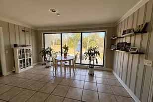 605 Walker Street E, Douglas, GA 31533 - Photo 8