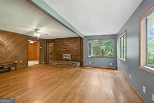 210 Kentucky Dr, Demorest, GA 30535 - Photo 4