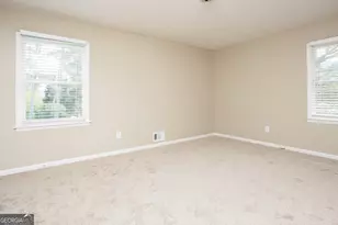 680 N Kingsley Dr, Lithia Springs, GA 30122 - Photo 10