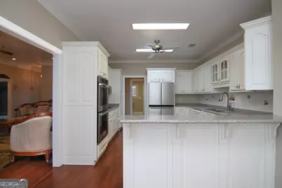 706 Victoria Circle, Warner Robins, GA 31088 - Photo 12