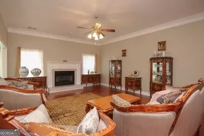 706 Victoria Circle, Warner Robins, GA 31088 - Photo 6