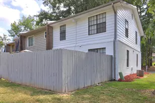 738 Dunaire Way, Jonesboro, GA 30238 - Photo 4