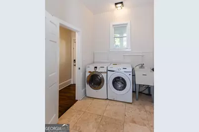 1907 Cambridge Avenue, College Park, GA 30337 - Photo 6