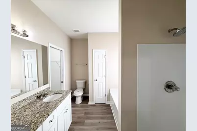 6072 Park Close, Fairburn, GA 30213 - Photo 8