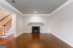 125 Mt Vernon Cir, Dunwoody, GA 30338 - Photo 6